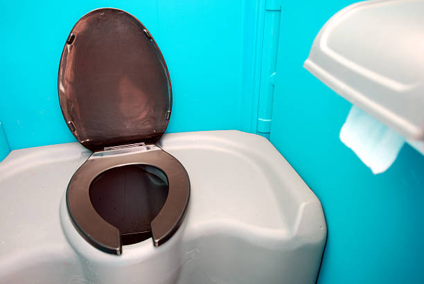 Best Portable toilet rental cost  in Kendall West, FL